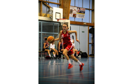 17/10/15  u17 F contre Vernosc Gagné 44 53